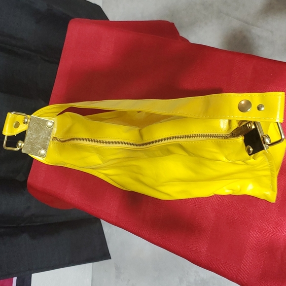 Vintage Bright Yellow handbag - Picture 13 of 13